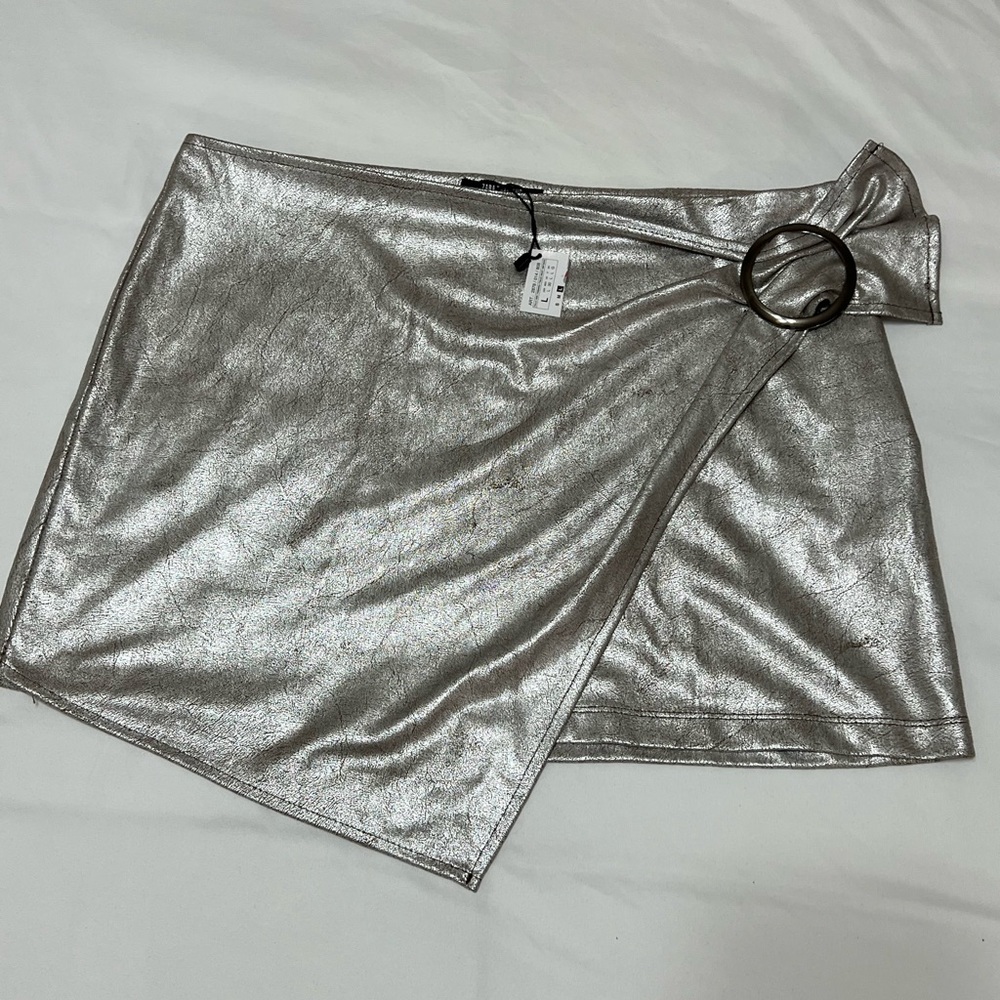 NWT ZARA Faux Leather Metallic Skirt